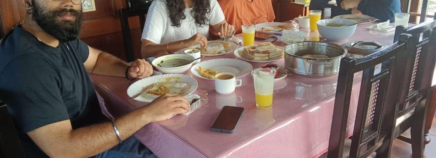 Excursion d'une journée en péniche à Alleppey avec un délicieux déjeuner