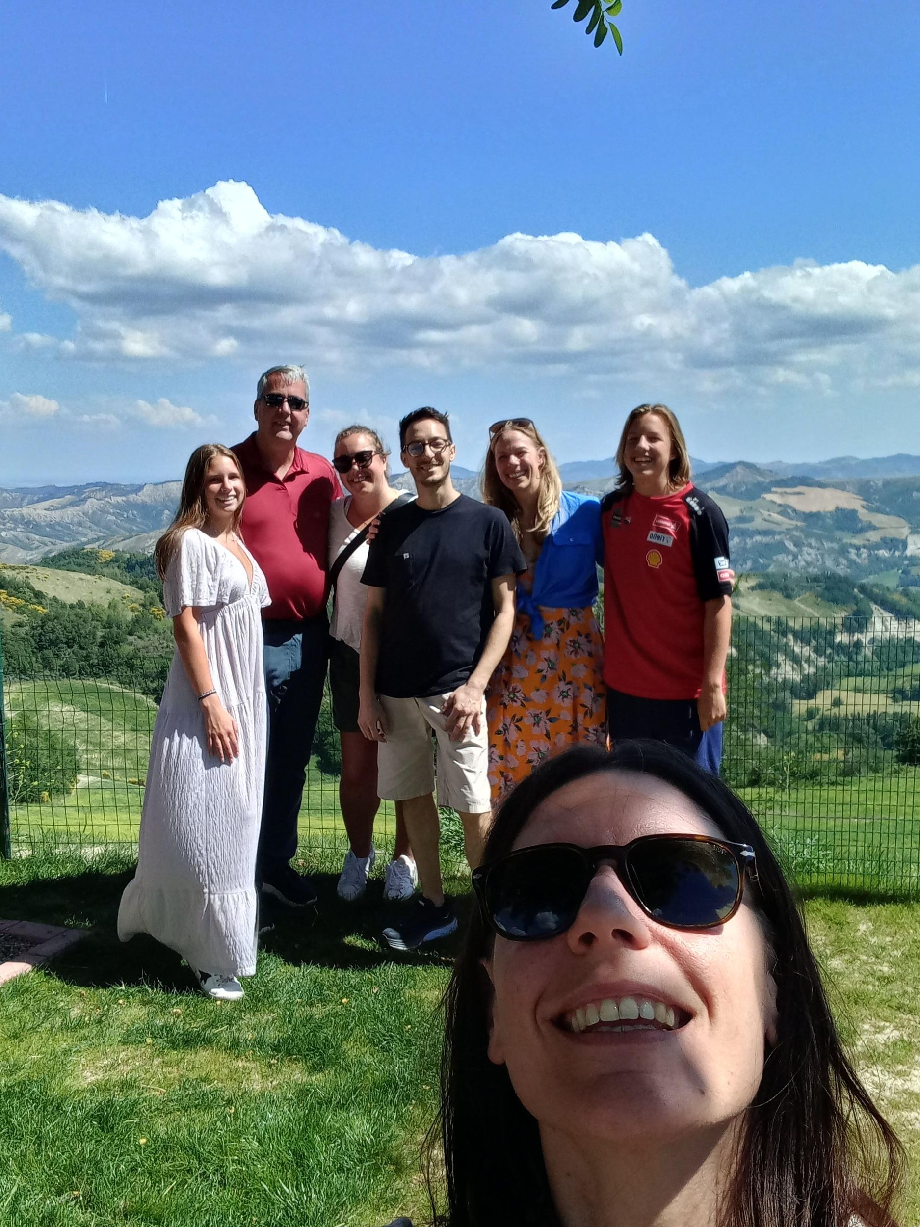 Von Bologna/Ravenna: San Marino – private Tour mit Guide