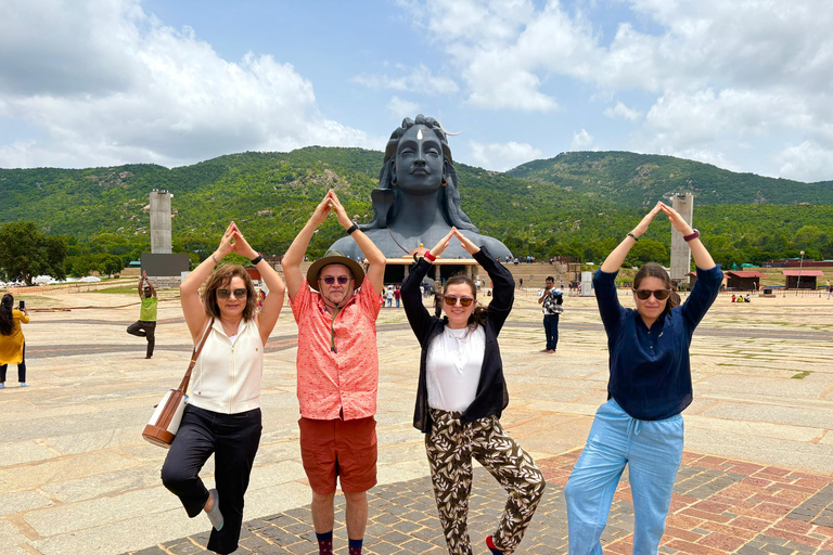 Bangalore : Bhoganandeshwara, statue d'Adiyogi et visite de Lepakshi