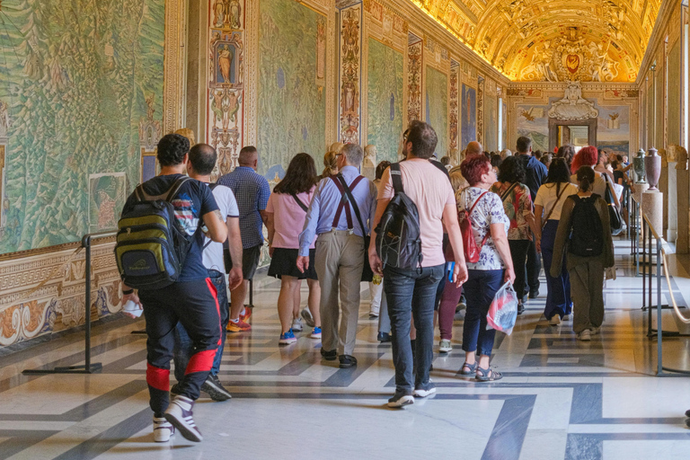 Rome: Vatican, Sistine Chapel, and St Peter's Guided Tour Private Tour: Vatican Museums, Sistine Chapel & St. Peter's
