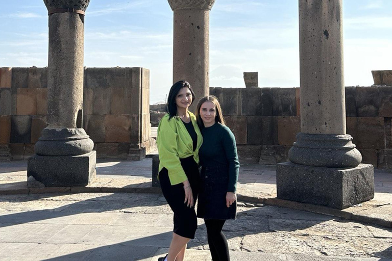 Vanuit Yerevan: Echmiadzin kathedraal en Zvartnots tempelPrivétour zonder gids