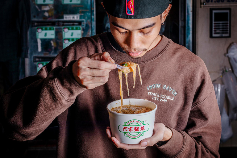 Taipei Tastes Food Tour with 12+ Tastings