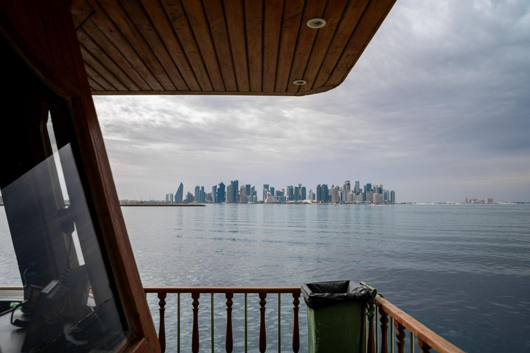 多哈：含自助晚餐的阿拉伯独桅帆船日落巡航夜间阿拉伯独桅帆船巡游（不含晚餐）