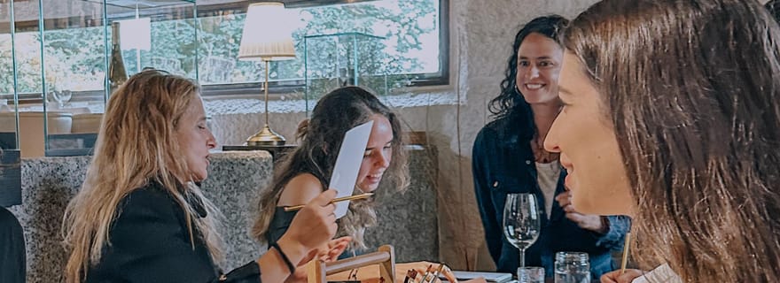 AMARANTE : peinture et dégustation de vin - créez votre propre œuvre d'art