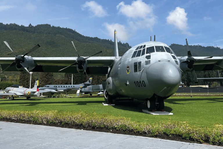 Teusaquillo/Suba: Day Trip to Jaime Duque Park