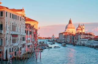 Venedig: Große Venedig-Tour mit Boot und Gondel