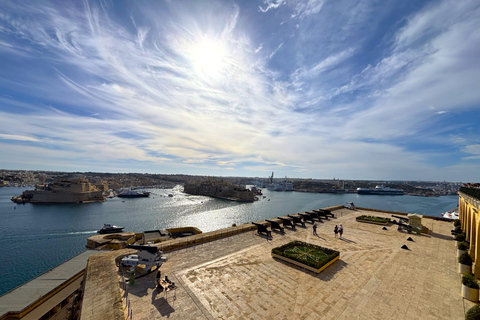 Valletta: 2.5h Walk with Local Guide, History & Stories