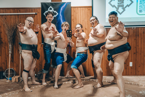 Osaka: Breakfast + Sumo Wrestling Show and Sumo Experience
