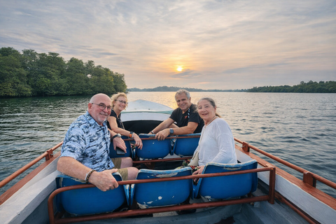 From Galle: Koggala Lake, Turtles & UNESCO Galle Fort Tour