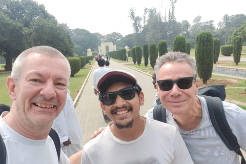 Visita ao Palácio Real de Mysore