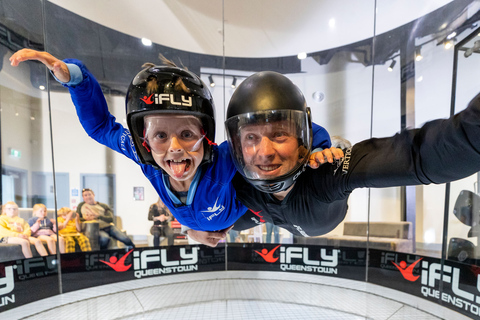 Queenstown: Ticket for 4 Indoor Skydiving Flights