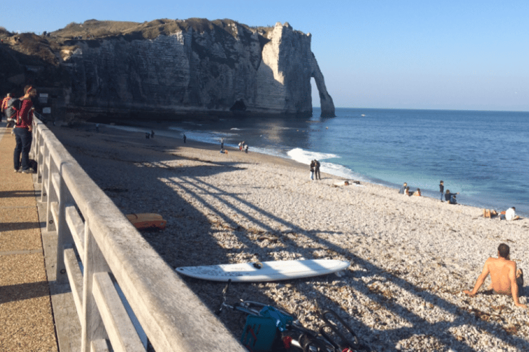 Depuis Le Havre/Honfleur : Excursion privée à Etretat avec transfertDepuis Le Havre