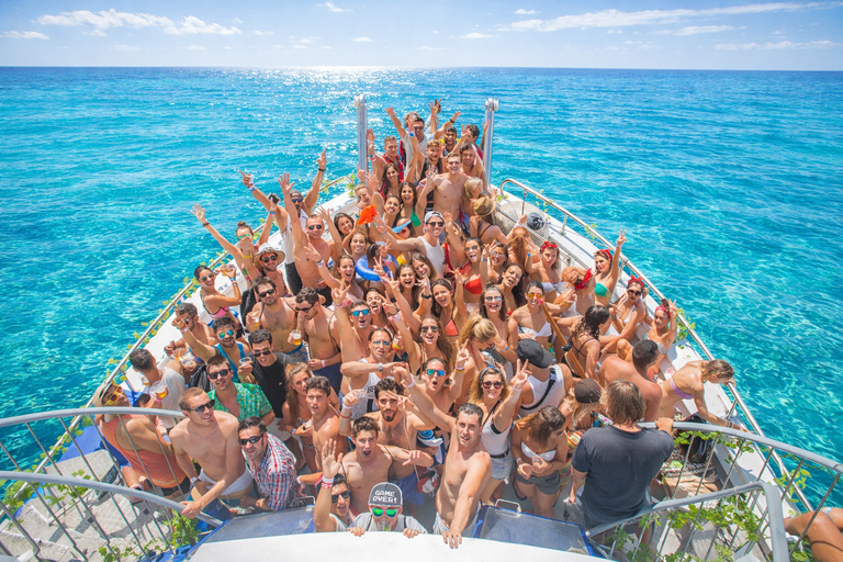 Ibiza: Sunset Boat Party with VIP Beds, DJs, Saxophonist and BBQ Basic Ticket: Includes 1 drink on the boat