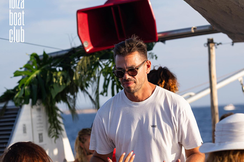 Ibiza: Half Day Pass at Ibiza Boat Club with Brunch & Drinks Bottomless Brunch Boat Party: General Admission
