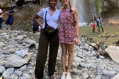 Mount Meru Arusha: Napuru Wasserfall-Wanderung von Kingstone Asilia