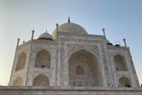 From Jaipur: Taj Mahal &amp; Agra Private Day Trip with TransferPrivate Tour without Entrance Fees