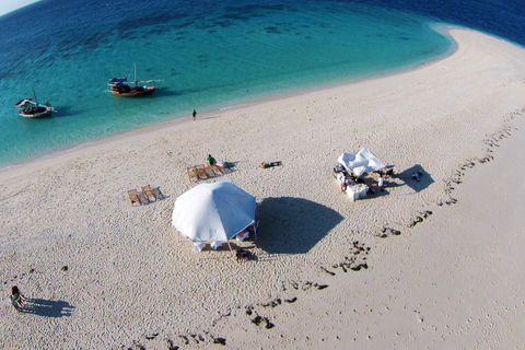 Zanzibar : Tour del banco di sabbia di Nakupenda e dell&#039;Isola della Prigione e pranzo