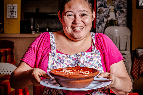 Cancún: Tortilla Trails Food Tour with 15+ Tastings