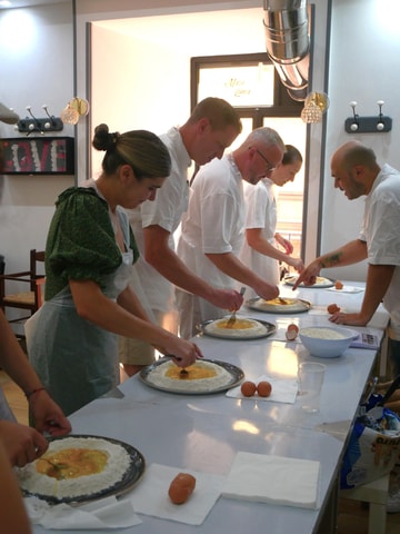 Naples: Pasta Making Class with Starter and Drink