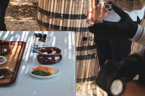 Rodas: Visita a Bodegas y Degustación