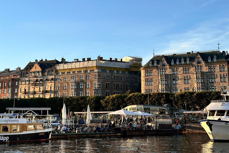 Stockholm: Djurgården 2-hour Live Music Raft Tour (BYO)