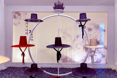 Jeju Trendy Café Tour including Snoopy Garden