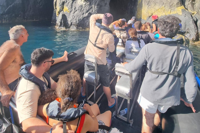 رحلات بالقارب إلى جزيرة كورفو