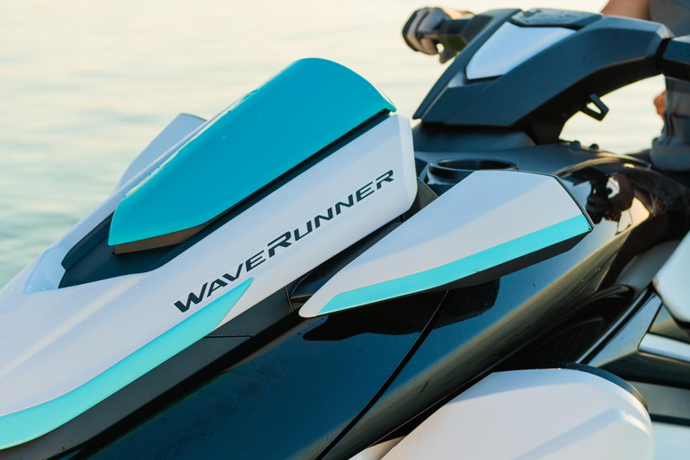 2-Hour Jet Ski Sightseeing Tour along the East Coast of Ibiza