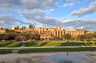 Rom: Private Tagestour ab Civitavecchia, Geheimnisse & Essen