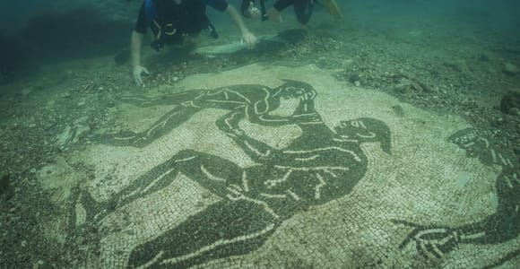 Archäologischer Park von Baia: Tauchgänge, Schnorcheln, Schnuppertauchen.