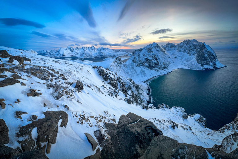 Reine: Winter Snowshoe Hike to Ryten – With Local Guide