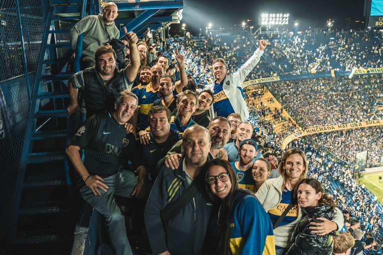 Buenos Aires: Besuch eines Boca Juniors-Spiels mit Transport und EinheimischenBesuche ein Spiel der Boca Juniors mit Transport &amp; vor Ort