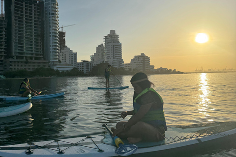 Cartagena: Paddle rental on the beach weekend