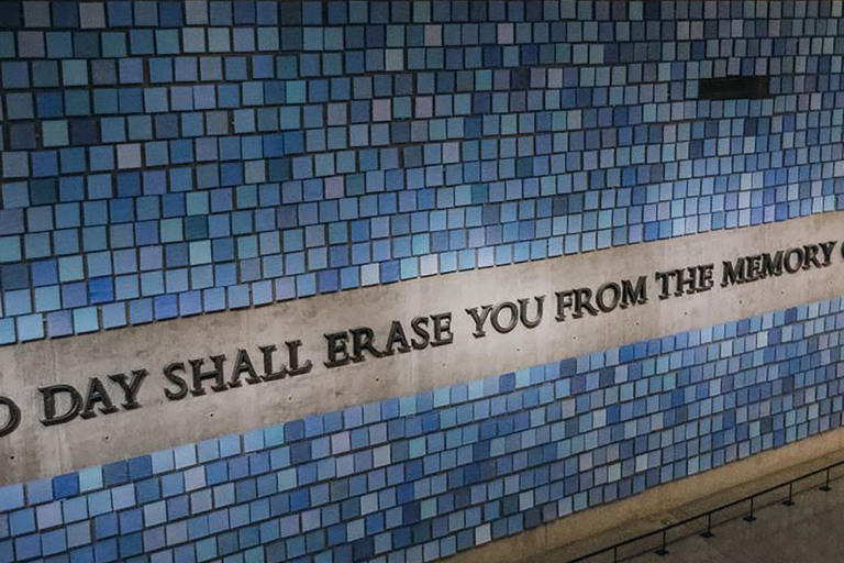 Monumentos y Mercados: Tour de la Libertad, las Finanzas y la Historia de Nueva York