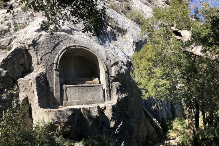 Wędrówka po starożytnym mieście Termessos