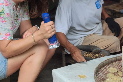 Yogyakarta: Kulon Progo Village Cycling Tour with Snacks