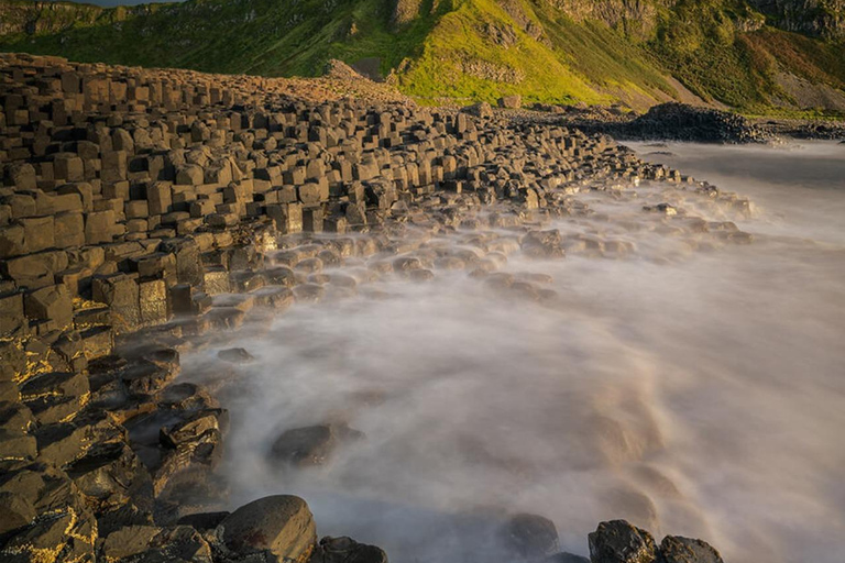 Giant's Causeway: Private Tour with Carrick-a-Rede bridge