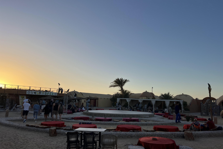 Hurghada: Safari nel deserto in quad per 5 ore e barbecueTour di 2 ore in quad