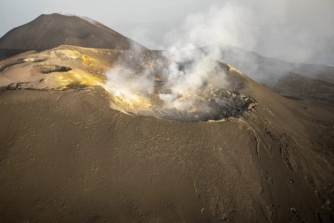 Privéhelikoptertour van 30 minuten over de Etna vanuit Fiumefreddo