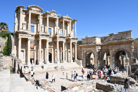 Kusadasi: Ephesus Private Tour with Turkish Bath Experience