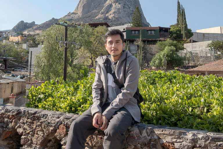 From CDMX: Experience the magic of mining towns and basaltic prisms Experience the magic of the mining towns and basaltic prisms from CDMX.