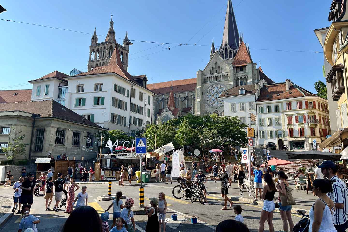 Discover Lausanne’s higlights & gems with a local guide (EN)