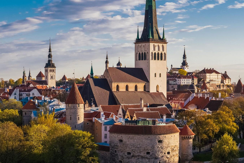 Tallinn: Audio Self Tour Guide with 10 Sightseeing Points