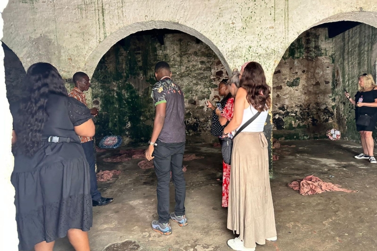 From Accra: Cape Coast Slave Dungeons Day Trip with Lunch