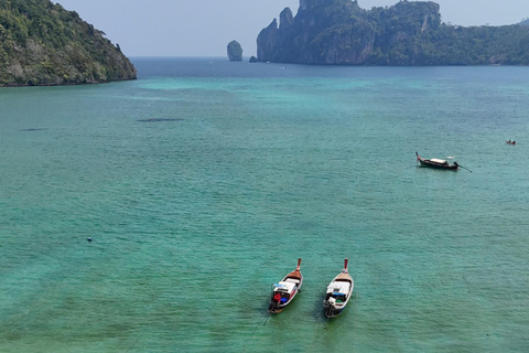 Phi Phi : Excursion d&#039;une journée en bateau rapide dans la baie de Maya avec plongée en apnée