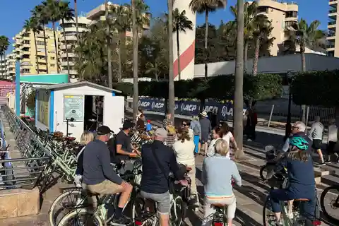 Marbella by Bike: From the Old Town to Puerto Banús
