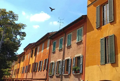 Authentisches italienisches Frühstück auf der Piazza Maggiore!