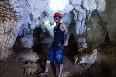 Wycieczka jaskiniowców. Motocykle, jaskinie i wodospadySezon letni