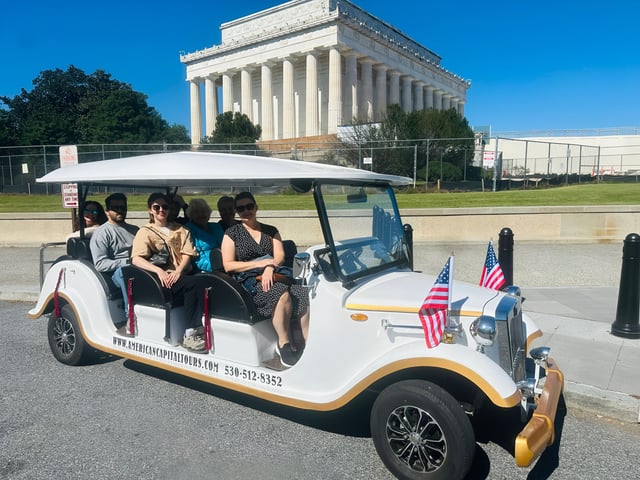 Washington: Geführte Tag- und Nachttour zu den Sehenswürdigkeiten mit E-Cart