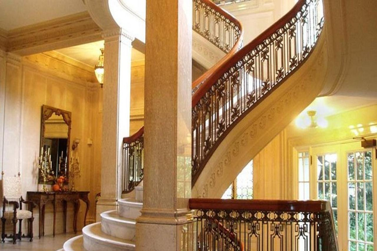 Portland: Pittock Mansion Entry Ticket Summer & Fall